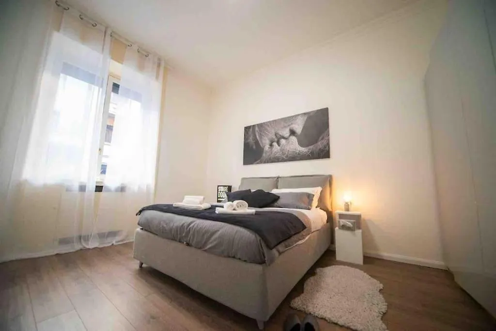 Apartment In Brera Милан 0*,  Италия