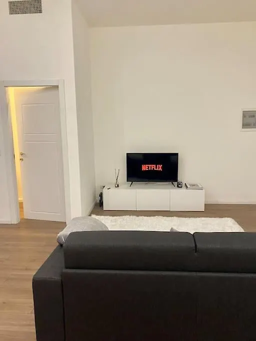 Apartment In Brera Milán 0*,